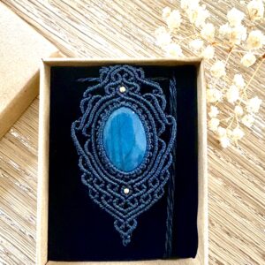 Médaillon labradorite macramé fait main