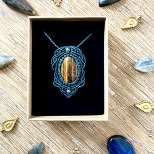 Médaillon vert émeraude et oeil de tigre